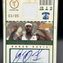 2004 Fleer Authentix Autographed Game Worn Jersey #03/05 Baron Davis