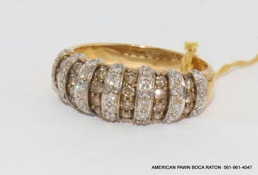 10k Gold Ladies' Dome Diamond Ring Band w/0.86 Carat White & Brown Diamonds Size 8 8mm wide Pre owned. 