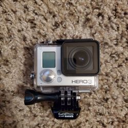 GoPro Hero 3 White Bundle