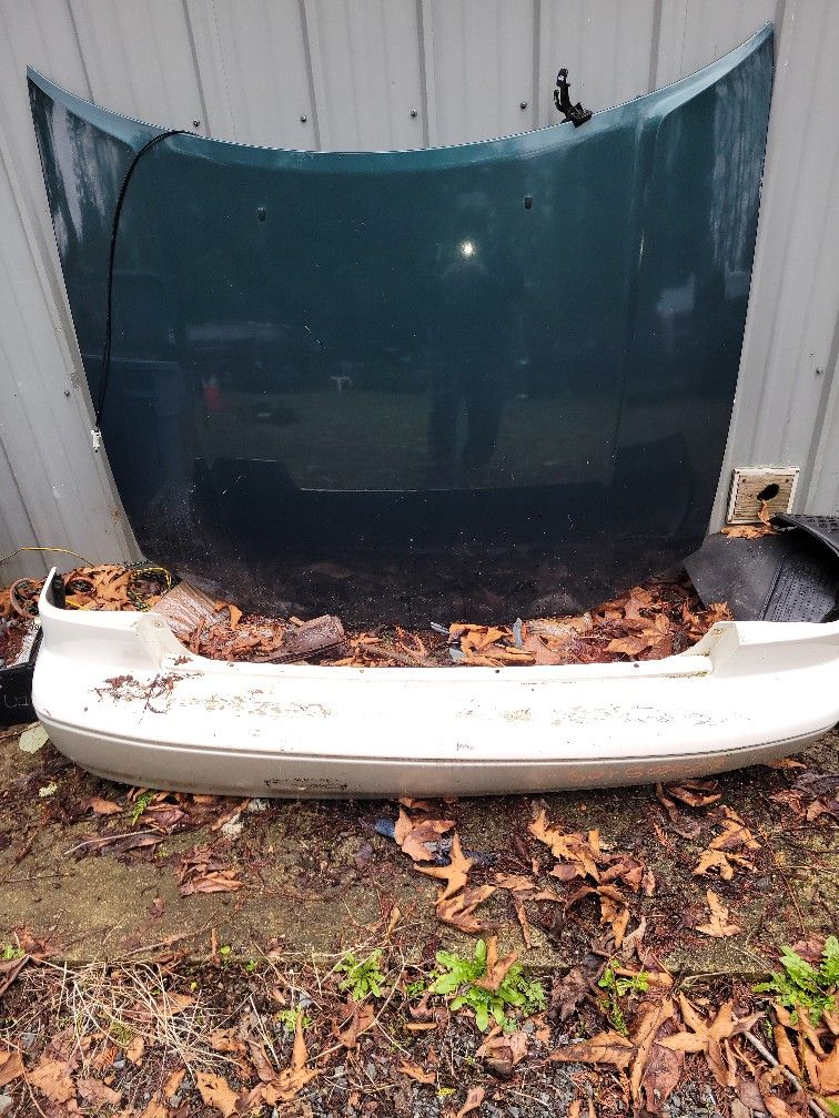 1993 Toyota Camery Hood Rear Bumper And Trunk/gas Door Handle