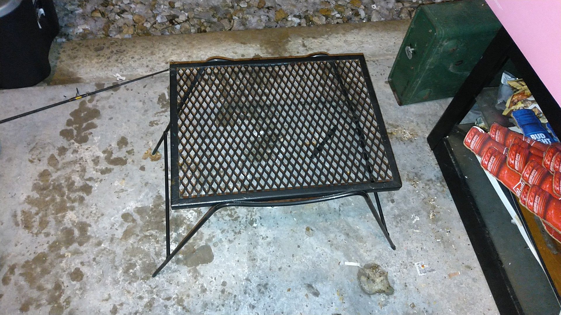 Metal table