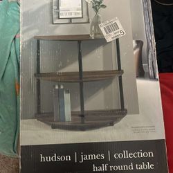 Half Round Table 
