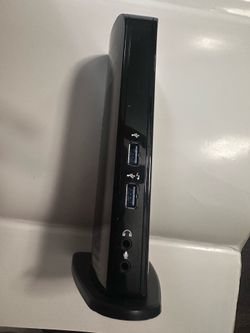 Pluggable dock station UD3900