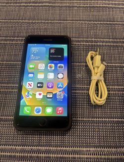 Unlocked iPhone 8 Plus 64 GB In Black
