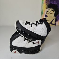 Size 5c - Kids Retro Jordan 9's - $40
