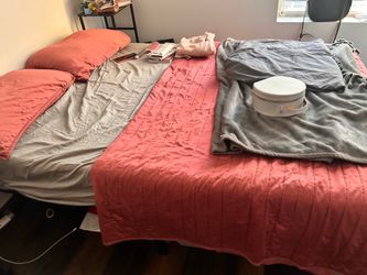 Full size bed
