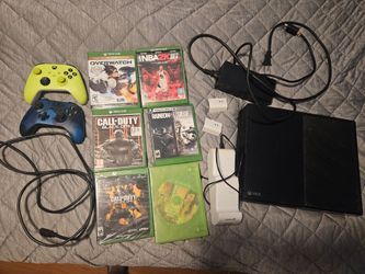 Xbox One 500Gb Model 1540 Console 2 Controllers Charger 6 Games
