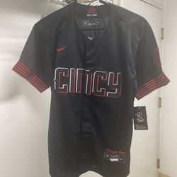Cincinnati Reds De La Cruz City Connect Stitched jersey in Memory Of Pete Rose on the sleeve Large  up to 4XL