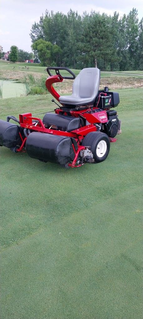 2009 Toro 3050 Tee Green Mower