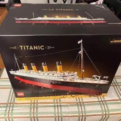 LEGO Titanic Ship Creator 10294