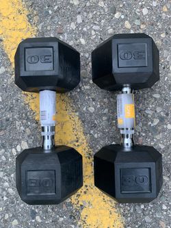 30 LBS DUMBBELL SET