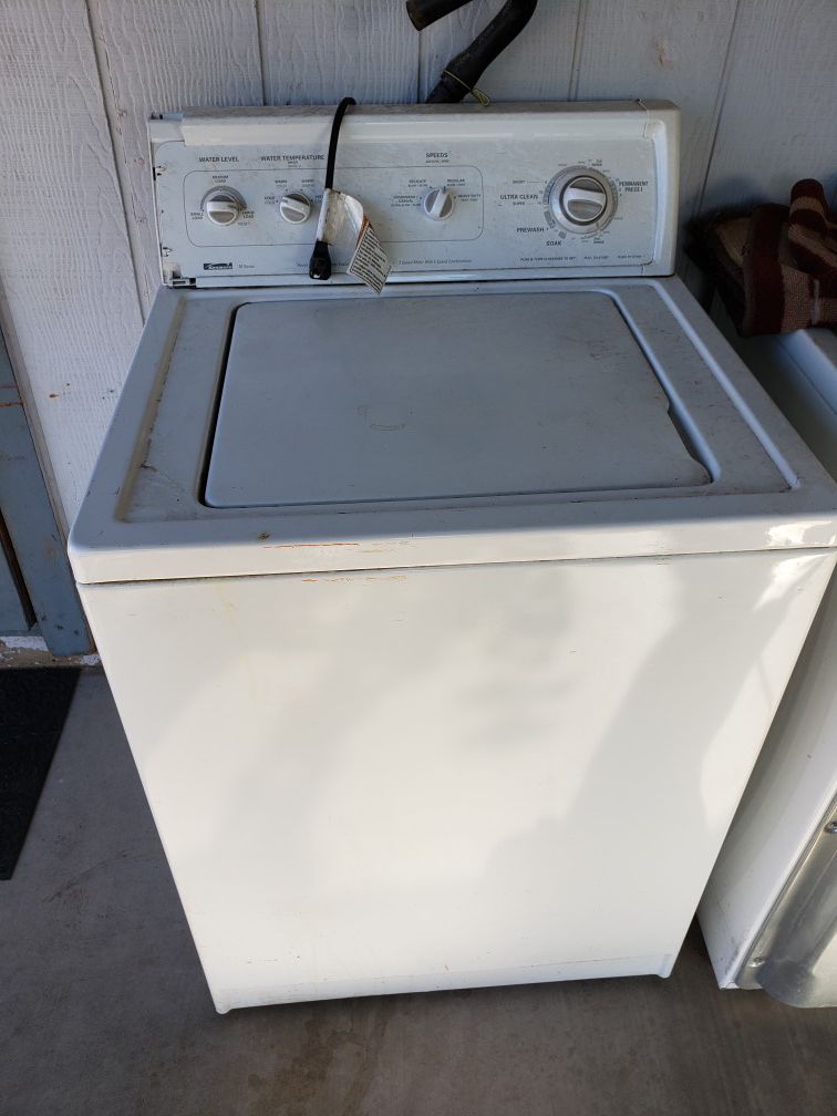 4 non-working Washers & Dryers for sell