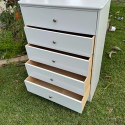 New 5-Drawer Chest White