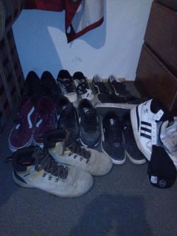 Lot of Used assorted brands Men's size 10.5 / 10 pairs or more take all $25