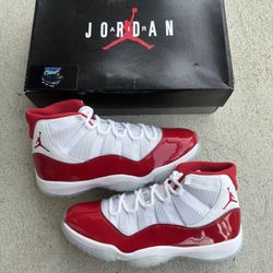 Jordan 11 Cherry Sz 12