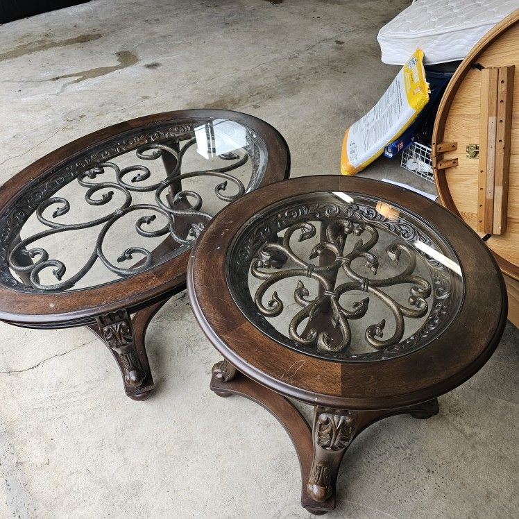 Coffee Table And End Table  FREE