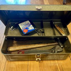 Vintage tools In Vintage Toolbox