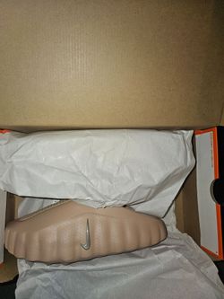 Nike Mind 001 slides