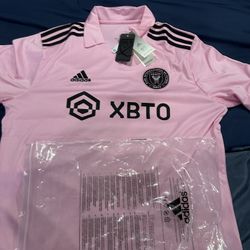 Brand New Messi Authentic Jersey Men Size Xl