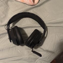 rig 700 headset with usb connector and cable 