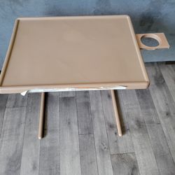 Foldable Table
