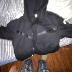 LIGHTLY WORN BLACK NIKE TECH