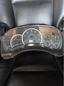Escalade gauge cluster