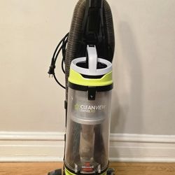 Vacuum Bissell Used