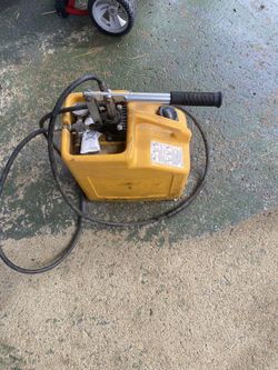 GME plastic Pump Can Priming