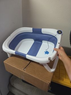 Foldable baby tub