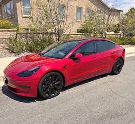 2019 Tesla Model 3 Performance