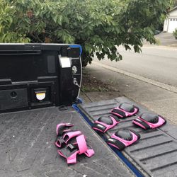 Children Kid Child Hand Elbow and Knee Pads Brand New Roller Skating Biking Rolling Blades 