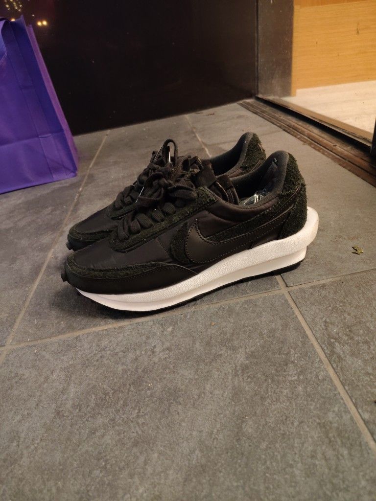 SZ10 - Nike Men's LDWaffle Sacai Nylon Shoes