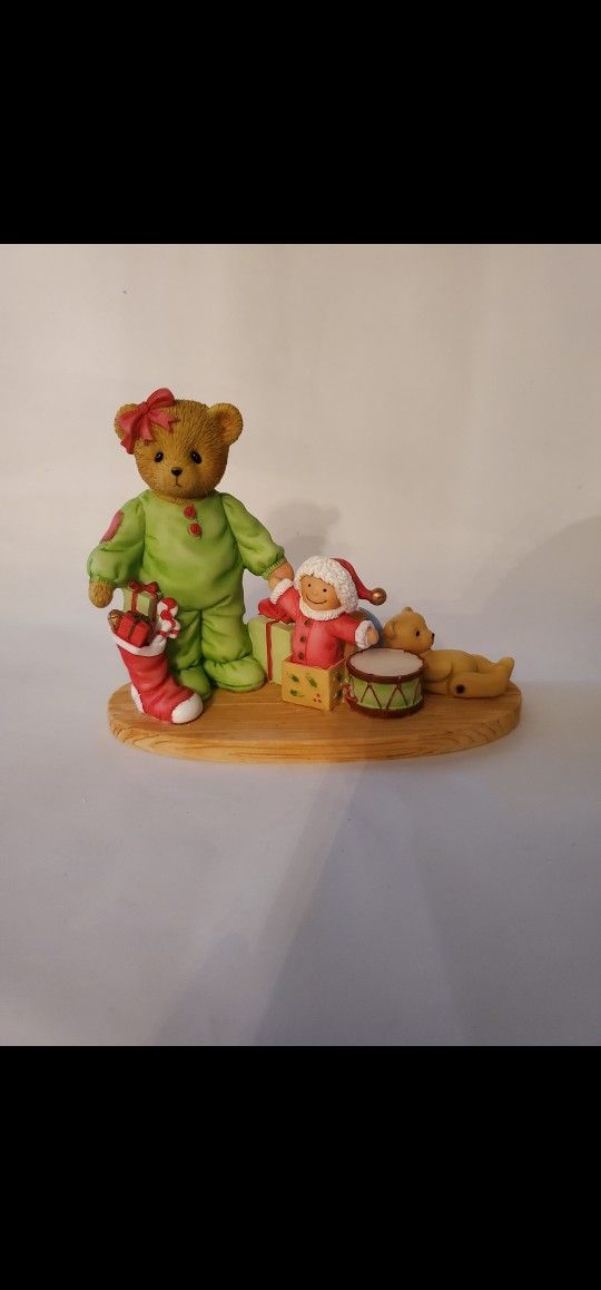 New 2015 Cherished Teddies JAN CHRISTMAS FIGURINE Magic Morning LIMITED
MINT CONDITION, STORED IN THE BOX, COMES WITH ORIGINAL PACKAGING
J