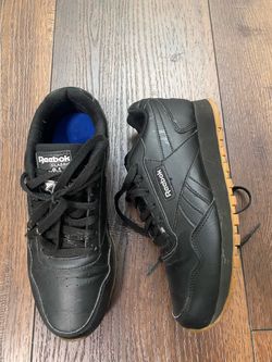 Girls black reebok shoes size 6 youth