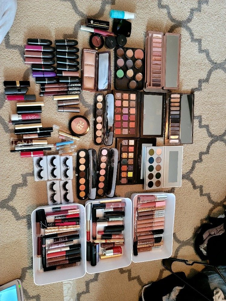 Makeup Bundle 