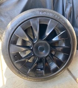 One Spare 20” Tesla Model Y OEM Induction Wheel Rim has Bluetooth TPMS! Good to use as a Replacement or Emergency Spare!  ***SELLING JUST 1 WHEEL AND 