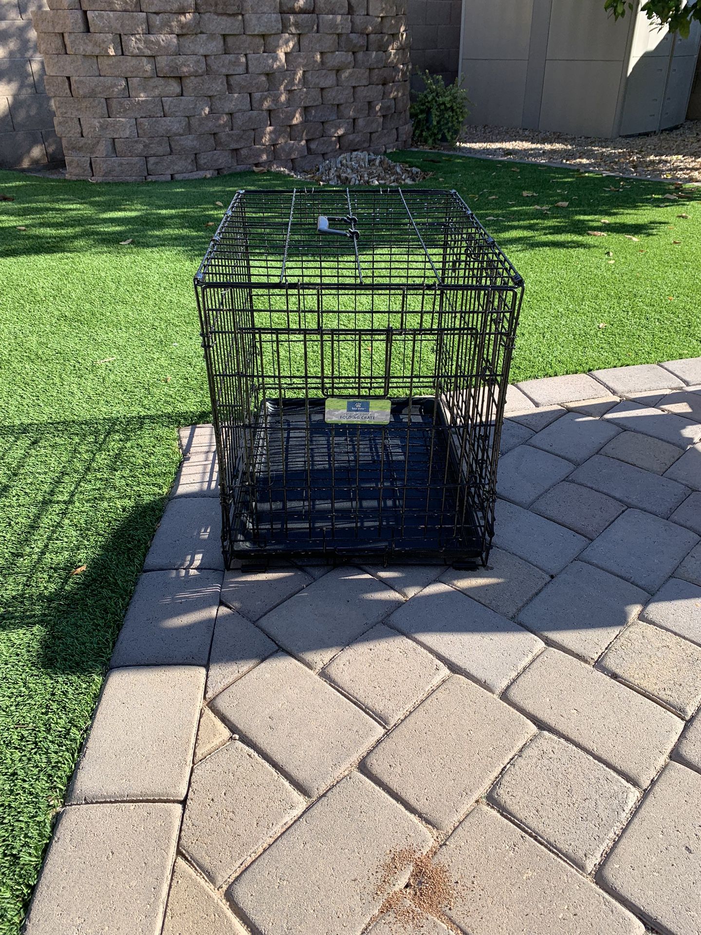 Medium Wire Dog Crate