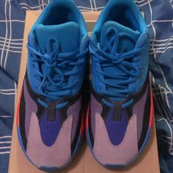 Adidas Yeezy Boost 700 Hi Res Blue Size 9 