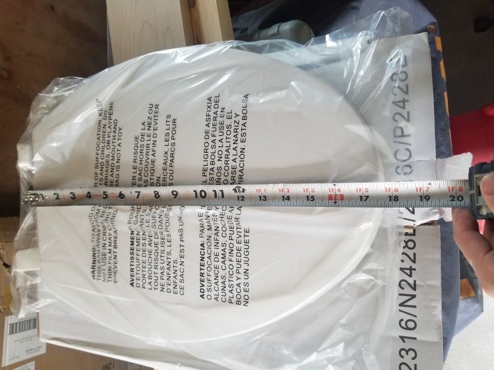 New Toilet Seat (Elongated)