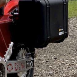 Elite Touring Innovations Dyna Bracket & Hard Bags(Pelican Air)