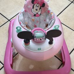 Minnie Mouse Walker 