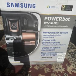 Samsung Powerbot R9250 Robot Vacuum Cleaner