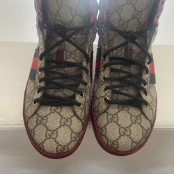 Gucci Shoes 