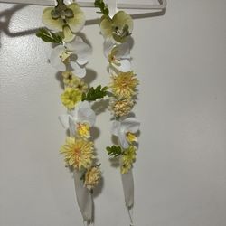 Floral Graduation Lei