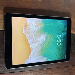 iPad Pro 9.7   WiFi. 128GB