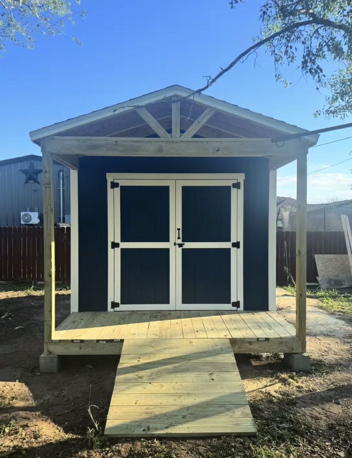 Shed 10x10