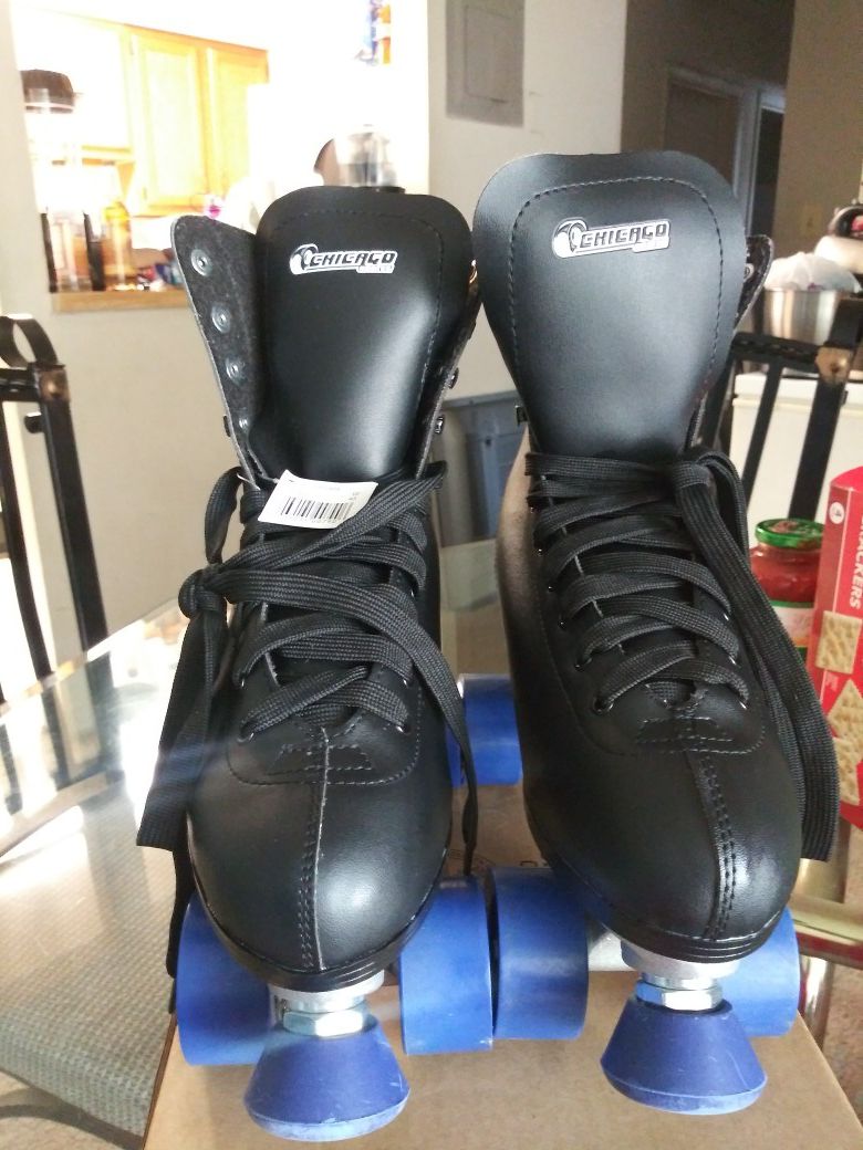 Men's Chicago Roller Skates Size 10 new with tags
