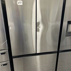 ❄️Scratch And Dent Samsung Bespoke 3 Door Refrigerator❄️