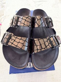 NIB 39 Narrow Birkenstocks
